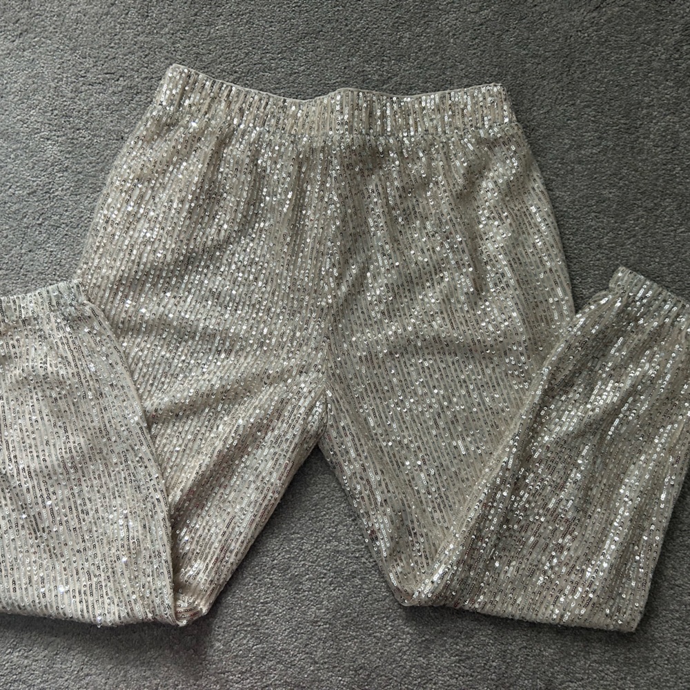 Loft gold sequined joggers, size M. NWOT